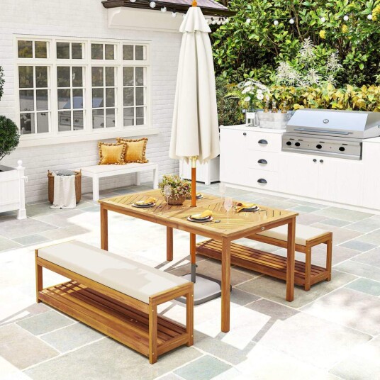 3-delt hagemøbelsett, sittesett inkludert 1 spisebord med paraplyhull, 2 benker 150 x 85 x 75 cm teak 3-delt hagemøbelsett, sittesett inkludert 1 spisebord med paraplyhull, 2 benker 150 x 85 x 75 cm teak