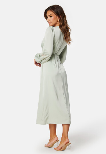 Bubbleroom Occasion Satin Midi Dress Dusty green XS Bubbleroom Occasion Satin Midi Dress Dusty green XS