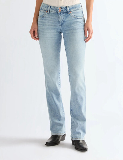 Wrangler Low Rise Bold Boot   Blue   29 x 32