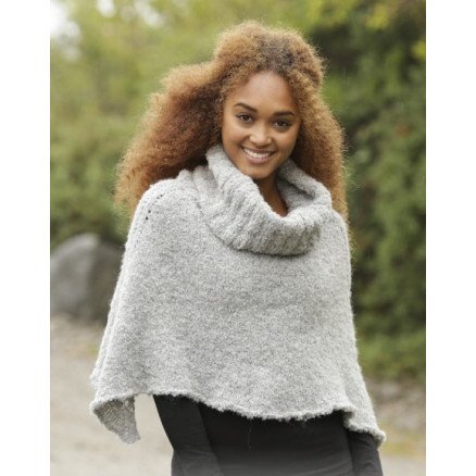 Echoes by DROPS Design Poncho Strikkeoppskrift str S XXXL