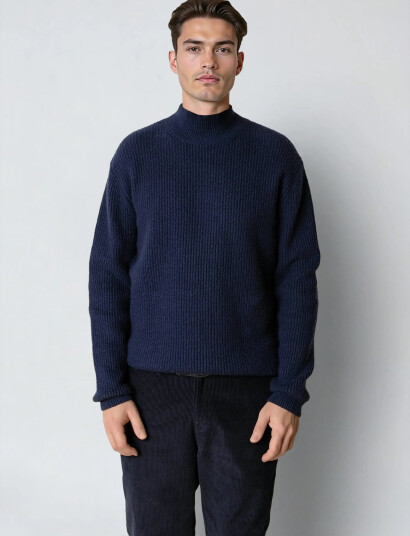 Clean Cut Copenhagen Pepe Turtleneck Knit - Navy - M