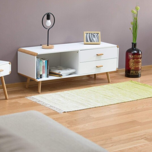 Skjenk med avrundet kant – nordisk design rikelig med oppbevaring Skjenk med avrundet kant – nordisk design rikelig med oppbevaring