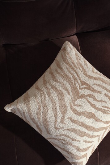 Jotex - Putetrekk 40x40 Cm Beige - TIGRESS - Kjøp Pynteputer & putetrekk hos Jotex