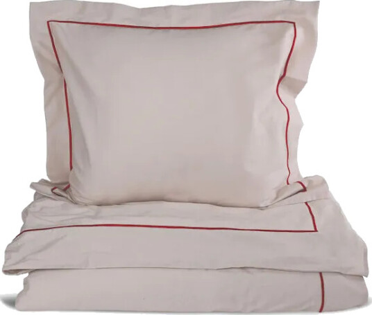 Sagaform Carl sengetøysett 150x210 cm Beige vinrød Sagaform Carl sengetøysett 150x210 cm Beige vinrød