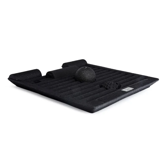Blackroll Smoove Board 44 x 43 x 5,5 cm   Ergonomisk matte som stimulerer muskler og øker fleksibiliteten