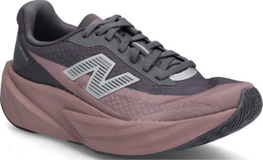 New Balance New Balance Fuelcell Rebel V5 MAGNET 40.5 New Balance New Balance Fuelcell Rebel V5 MAGNET 40.5