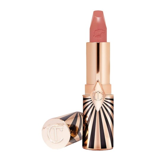 Hot Lips 2.0 K.I.S.S.I.N.G In Love With Olivia Hot Lips 2.0 K.I.S.S.I.N.G In Love With Olivia