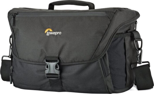 Lowepro Nova 200 AW II Skulderveske for 2 DSLR-Kameraer - Vannavstøtende Sort