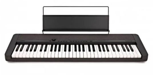 Casio CT S1BK sort digitalpiano. 61 anslagsfølbare tangenter. AiX lydkilde. Notestativ og strømforsyning inkludert.