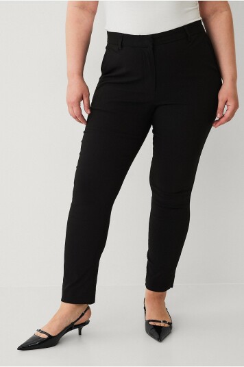 Ellos Plus Collection Rett bukse med stretch Svart