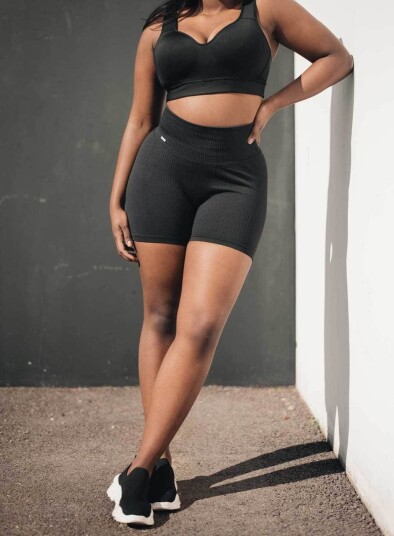 Aim’n Black Ribbed Midi Biker Shorts - XS