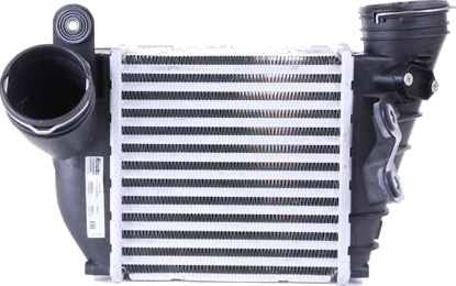 Intercooler NISSENS 96679