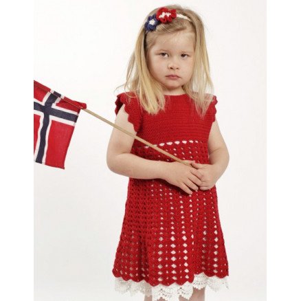 Princess Matilde by DROPS Design Kjole og Hårbånd Hekleoppskrift str 2 år 10 år