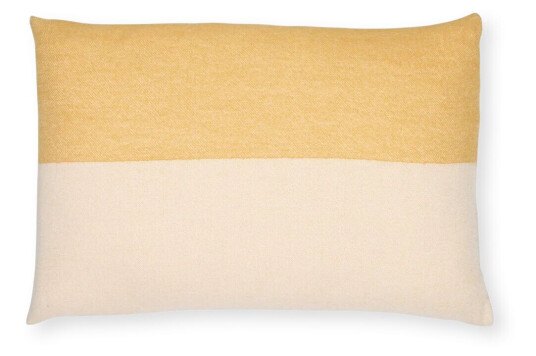 Northern Echo putetrekk 40x60 cm Horizontal yellow Northern Echo putetrekk 40x60 cm Horizontal yellow