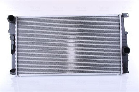 Radiator NISSENS 60815