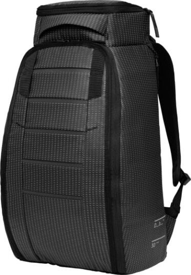 DB Hugger Backpack 30L - Reflective Black ryggsekk 2024 DB Hugger Backpack 30L - Reflective Black ryggsekk 2024