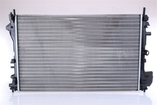 Radiator NISSENS 630742