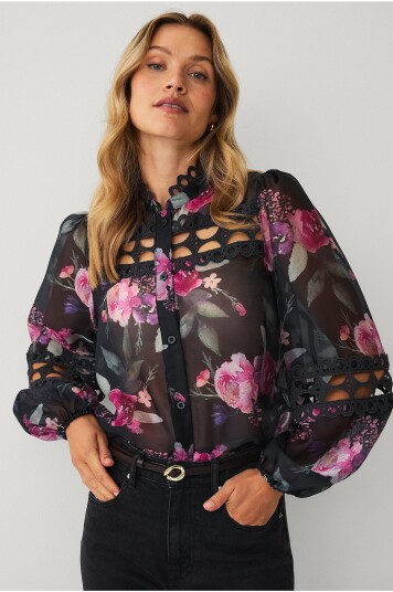 Ellos Collection Bluse med blondebroderi Svart