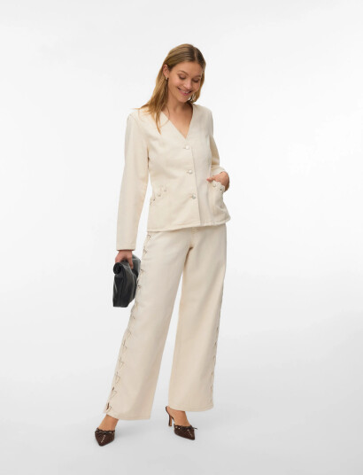 Vero Moda Vmrae Hr Wide String Ecru Jeans   Cream   25 x 32
