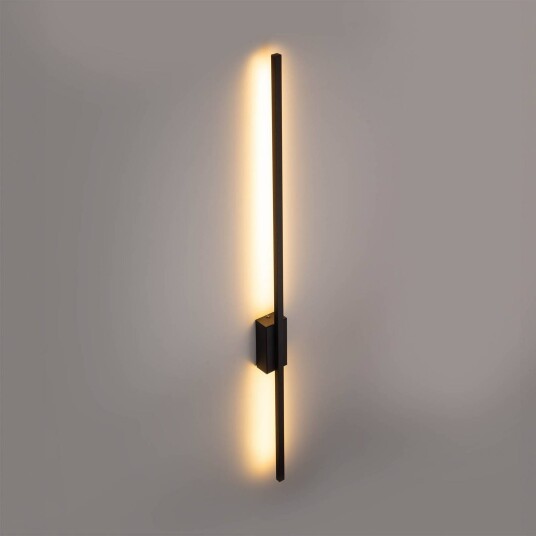 TK Lighting LED-vegglampe Flash svart høyde 108 cm metall 1 lyskilde TK Lighting LED-vegglampe Flash svart høyde 108 cm metall 1 lyskilde