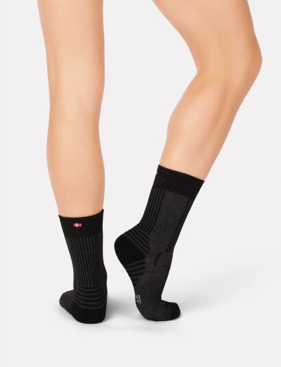 Danish Endurance Light Hiking Crew Socks 5 Pack Black 48 51 Danish Endurance Light Hiking Crew Socks 5 Pack Black 48 51