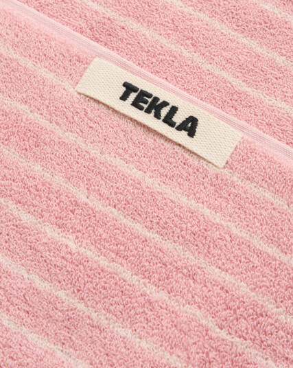 Tekla | Tekla håndklær | Håndkle 50x90 shaded pink stripes