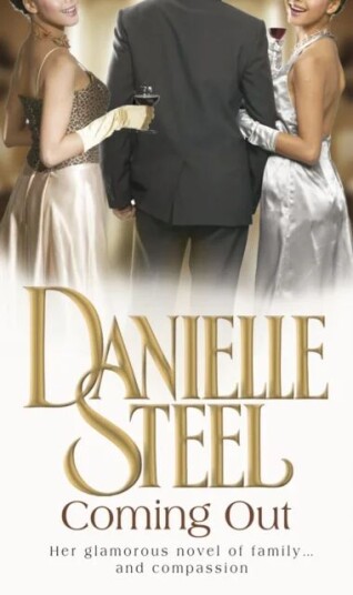 Coming Out av Danielle Steel Coming Out av Danielle Steel