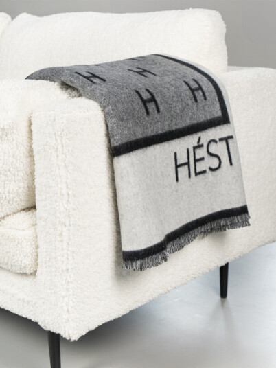 Hést Manon Blanket Sort ONE SIZE Hést Manon Blanket Sort ONE SIZE