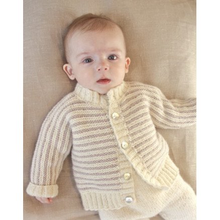 Little Darcy by DROPS Design Baby Jakke Strikkeoppskrift str 1 mdr 4 år