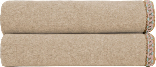 Frati Home Nocciola bambuspledd med bord 160x200 cm Frati Home Nocciola bambuspledd med bord 160x200 cm