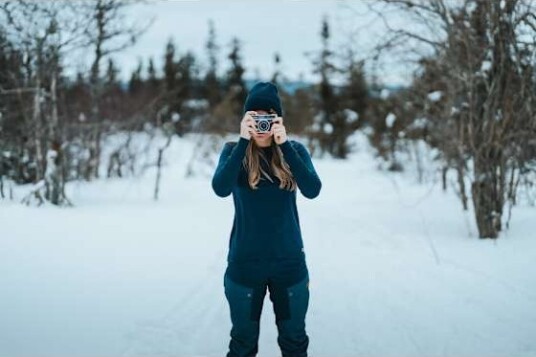Bergans Women's Lysebu Wool Henley Navy Blue M