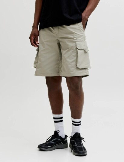 Jack & Jones Jpstcole Ivan Tech Cargo Jogger Shorts   Khaki green   S