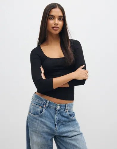 Nelly   Svart   Romance Half Sleeve Top
