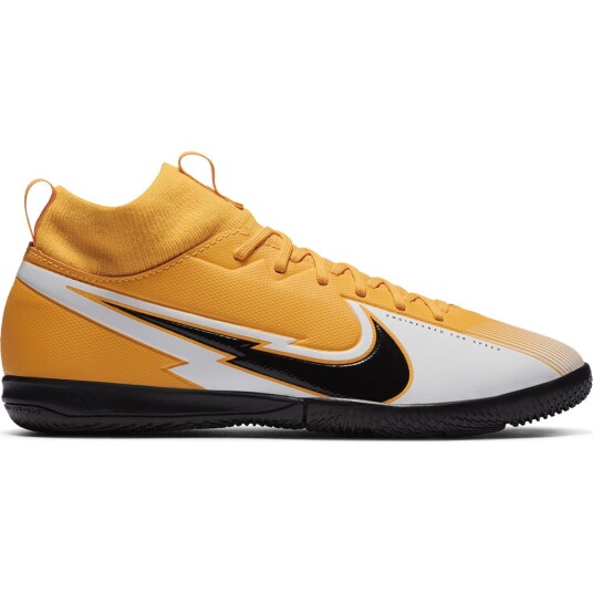 Nike  SUPERFLY 7 ACADEMY IC 801 LASER ORANGE/BLACK WHITE LASER 36