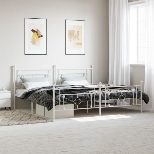 vidaXL Sengeramme i metall med hode- og fotgavl hvit 200x200 cm 8721012249462