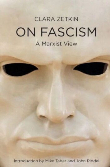 Fighting Fascism Av Clara Zetkin