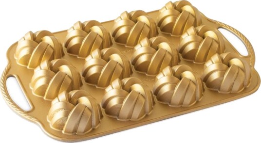 Nordic Ware Mini Bundt Bakeform med flettem??nster ??? 12 stk 3,5 kopp ??? Gull
