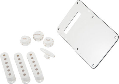 Fender Strat Accessory Kit Parchment Fender Strat Accessory Kit Parchment