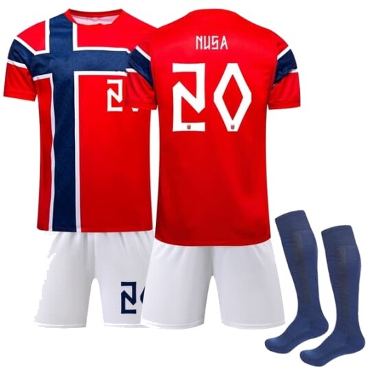 26 NO Fotballag Hjemmedrakt +shorts+sokker nr. 20 Nusa trykt