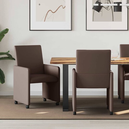 Spisebordsstoler med hjul 2 pcs Brun 57 x 66 x 94 cm Kunstlær Spisebordsstoler med hjul 2 pcs Brun 57 x 66 x 94 cm Kunstlær