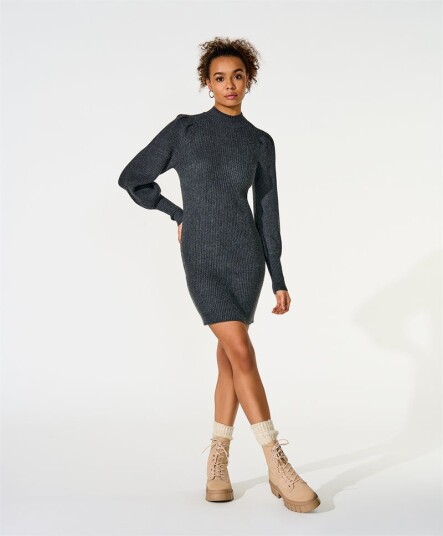 Only Katia Strikket Kjole XL