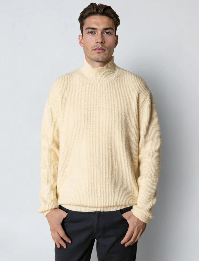 Clean Cut Copenhagen Pepe Turtleneck Knit - Cream - XXL