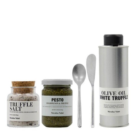 Nicolas Vahé Gavesett Because Truffle Is Always In Season trøffelpesto,trøffelsalt og trøffelolje Nicolas Vahé Gavesett Because Truffle Is Always In Season trøffelpesto,trøffelsalt og trøffelolje