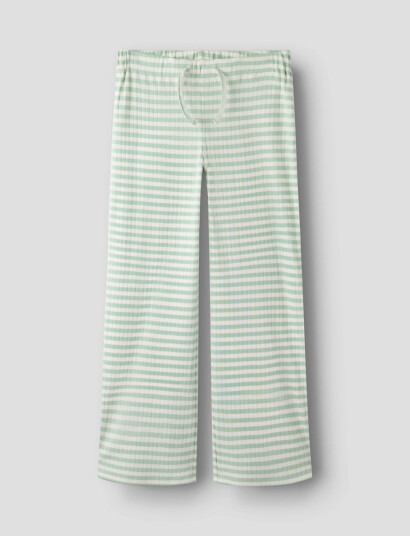 Name It Nkfsuraja Straight Pant Noos Green 164 Name It Nkfsuraja Straight Pant Noos Green 164