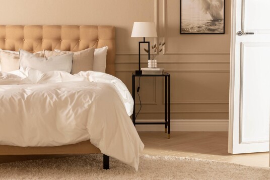 Dypheftet gavl Nayaka 120 Beige