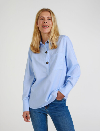 FREE/QUENT Shirt From Freequent In A Beautiful Material. The Shirt Has A Simple Silhouette - Blue - XL