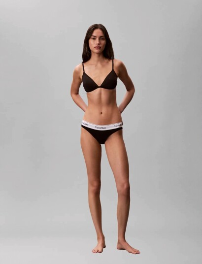 Calvin Klein Lightly Lined Plunge   Black   C x 70