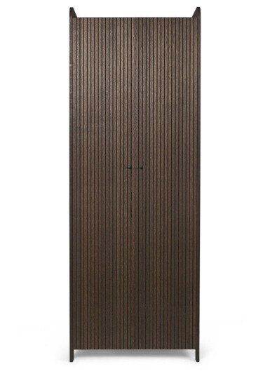 ferm LIVING Sill Tall skap Dark stained oak ferm LIVING Sill Tall skap Dark stained oak