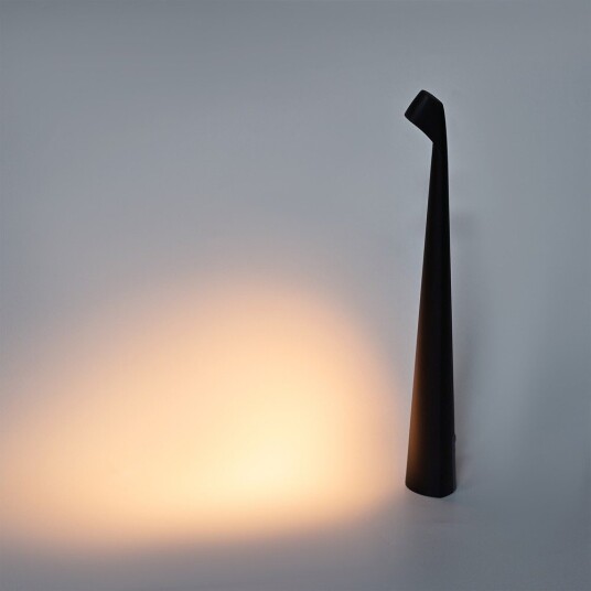 Oppladbar LED bordlampe inne/ute Sort 40cm høy 3 trinns dimbar IP44 utendørs Dimbar : 3 trinns Kulør : Varm Oppladbar LED bordlampe inne/ute Sort 40cm høy 3 trinns dimbar IP44 utendørs Dimbar : 3 trinns Kulør : Varm