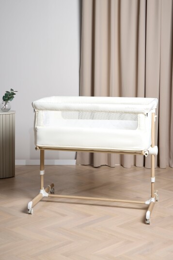 Beemoo CARE Calm Bedside Crib, Nature/White Beemoo CARE Calm Bedside Crib, Nature/White